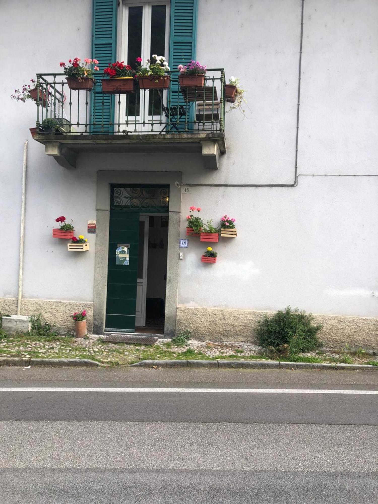 Casa Ortensia Blu Maslianico Exteriör bild